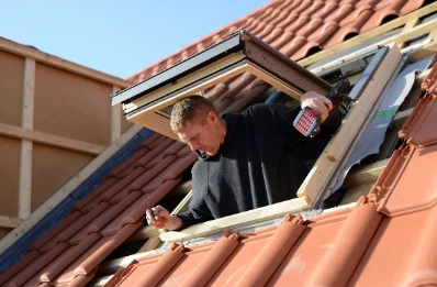 Pose de fenêtres de toit Velux à Bertre